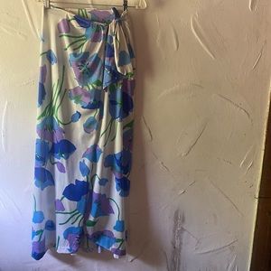 Vintage floral wrap skirt